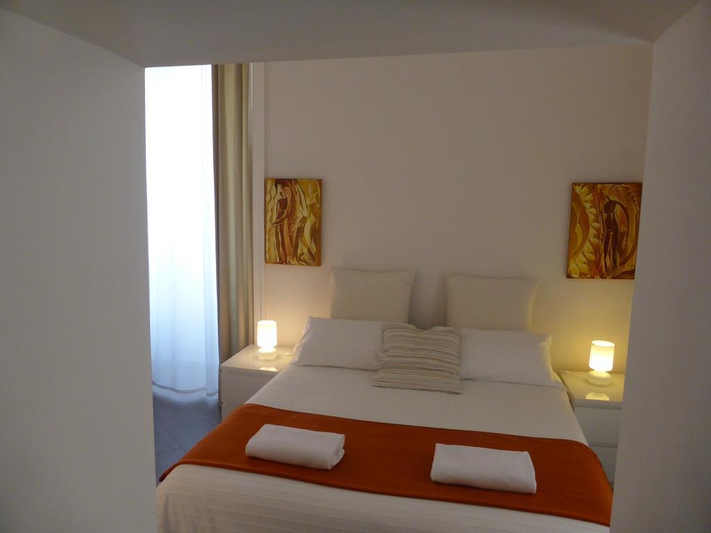 Ibed Napoli B&B Δωμάτιο φωτογραφία